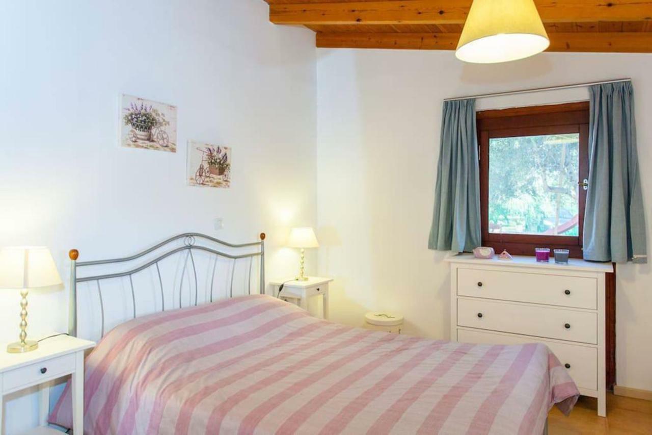 Holiday home Olive Tree Farm 200m From The *